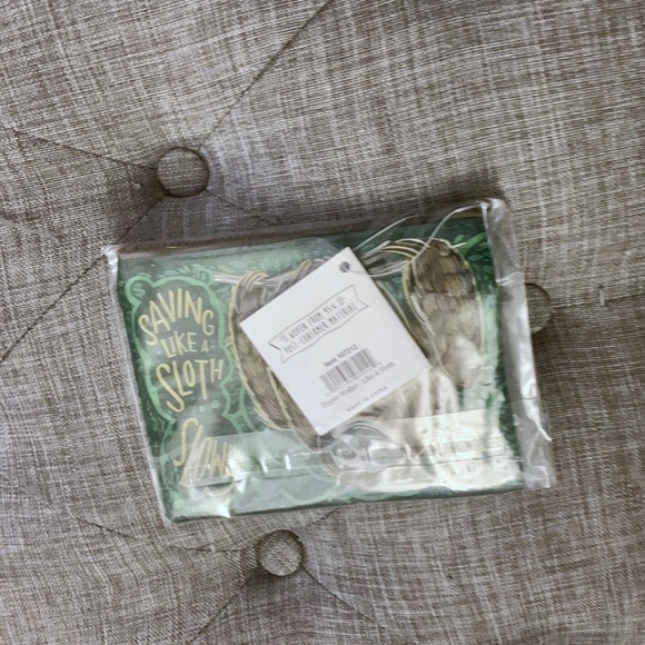 NWT ECO Green & Gray 'Like a Sloth' Coin Purse - Picture 2 of 2